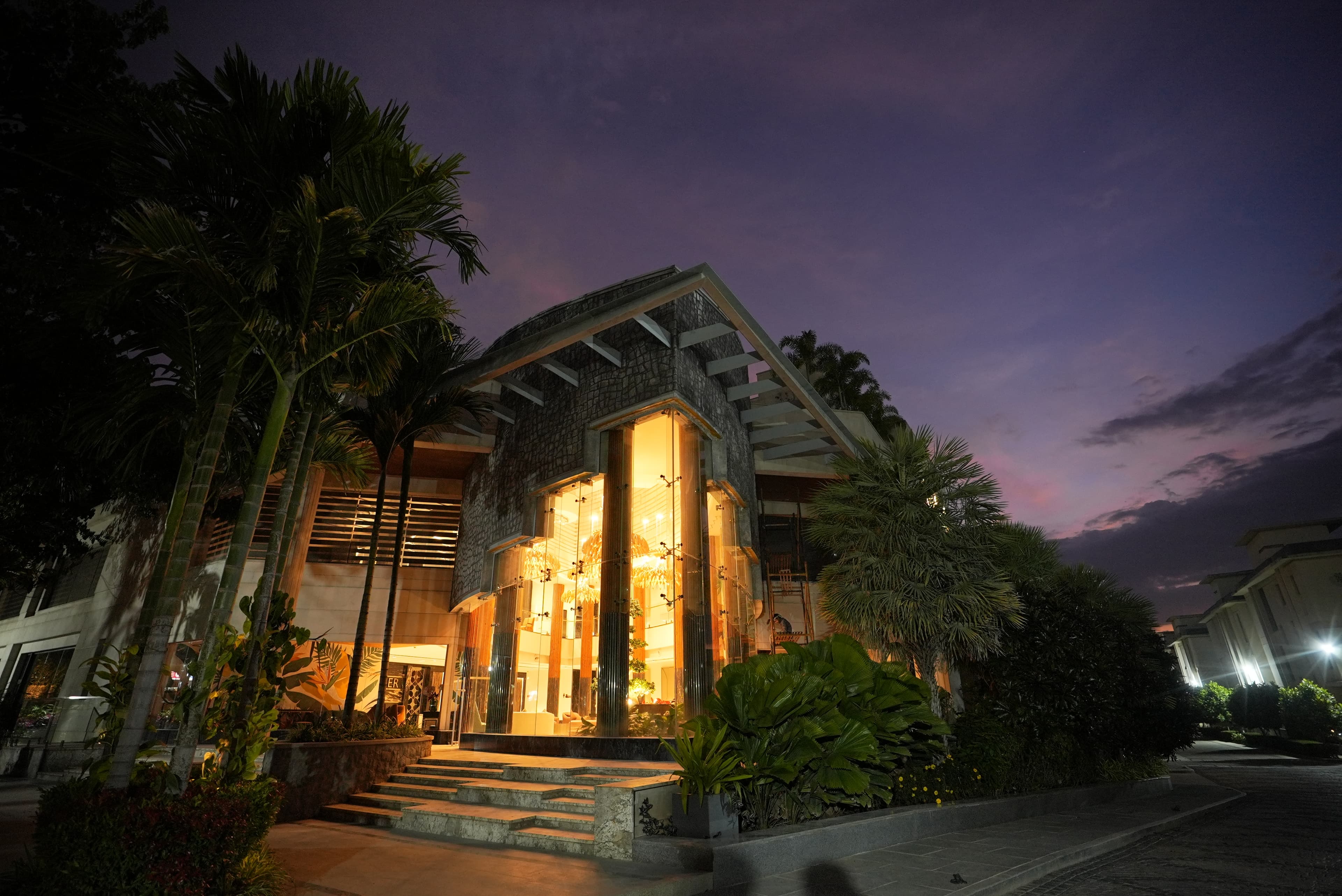 Villa vs apartment comparison for family living in Hyderabad